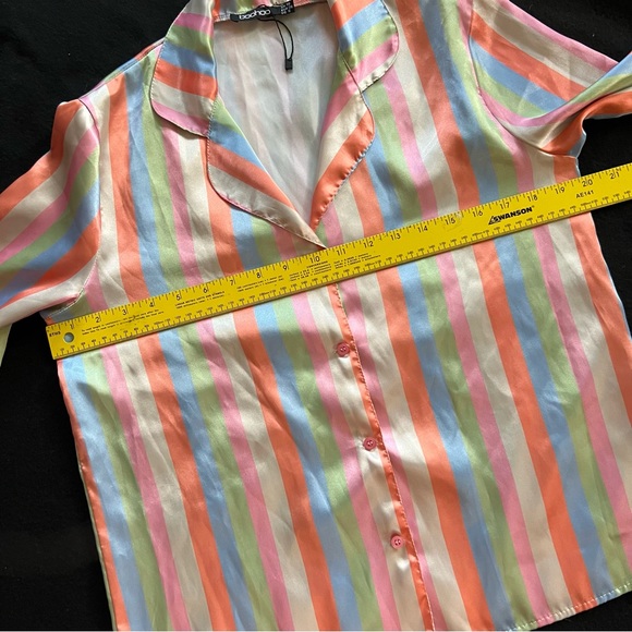 BOOHOO Women’s Satin Pajama Set Long Sleeve Top and Shorts Size 6 Medium - Picture 4 of 16